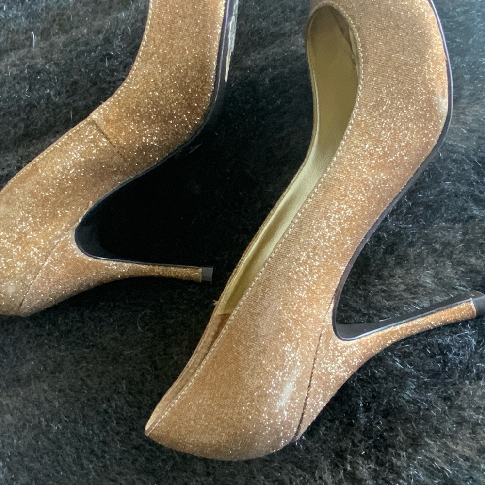 BCBGirls Gold Glitter Heels Size 9.5 in Great Condition!